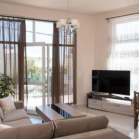Sunshine Apartment City Center Karpathos Esterno foto