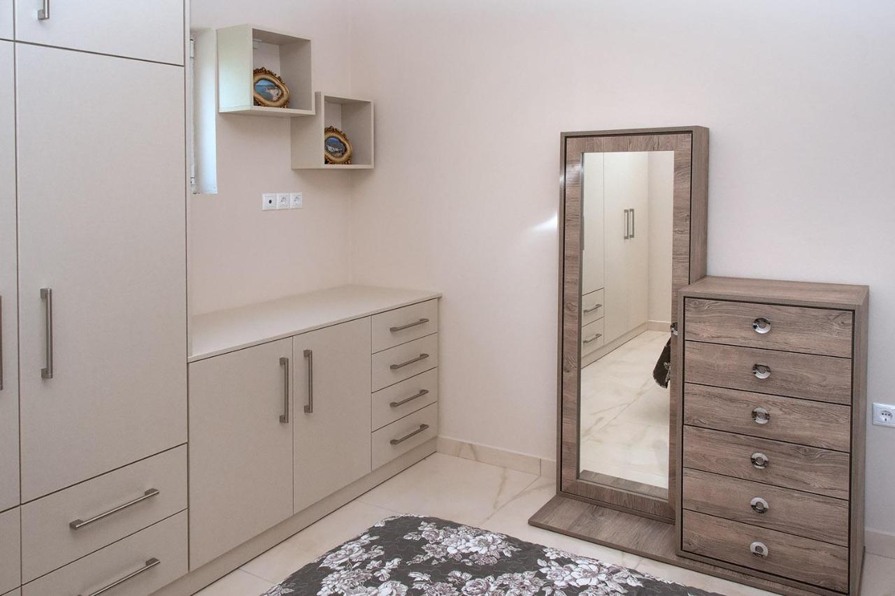 Sunshine Apartment City Center Karpathos Esterno foto